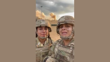 Verificación de Datos: Videos Virales de Supuestos Militares Estadounidenses Llorando y Pidiendo Oraciones Son Generados con IA